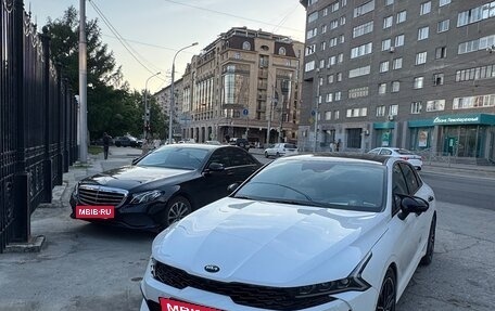 KIA K5, 2021 год, 2 549 000 рублей, 25 фотография