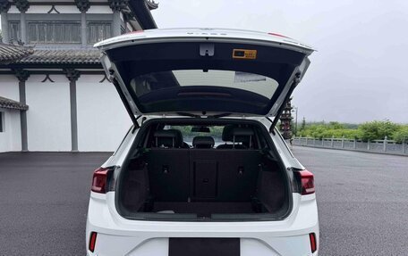 Volkswagen T-Roc I, 2022 год, 1 499 017 рублей, 20 фотография