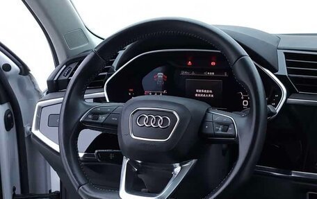 Audi Q3, 2022 год, 1 750 000 рублей, 9 фотография