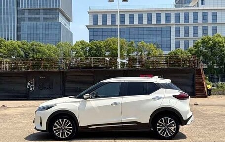 Nissan Kicks I, 2023 год, 1 200 000 рублей, 4 фотография