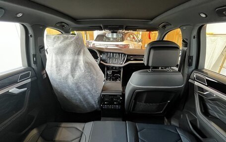 Volkswagen Touareg III, 2026 год, 12 000 000 рублей, 10 фотография
