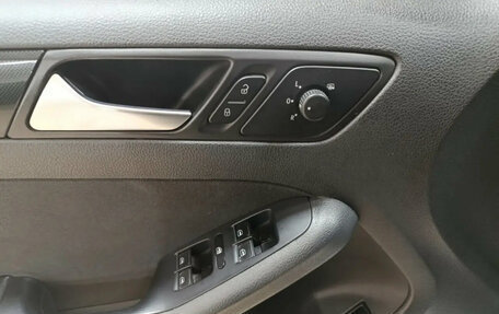 Volkswagen Jetta VI, 2014 год, 1 259 000 рублей, 17 фотография