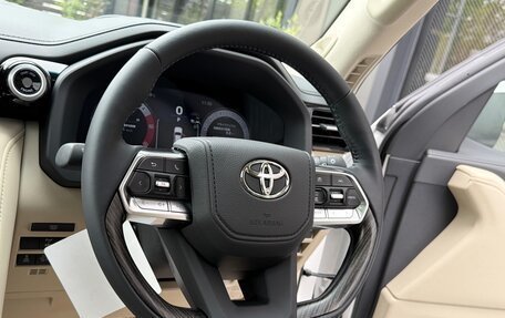 Toyota Land Cruiser, 2026 год, 15 500 000 рублей, 17 фотография