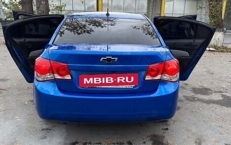 Chevrolet Cruze II, 2011 год, 620 000 рублей, 15 фотография