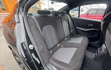 BMW 3 серия, 2023 год, 2 900 000 рублей, 28 фотография