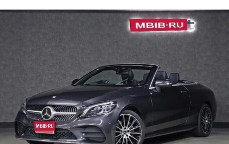 Mercedes-Benz C-Класс, 2019 год, 2 450 000 рублей, 1 фотография