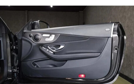 Mercedes-Benz C-Класс, 2019 год, 2 450 000 рублей, 26 фотография