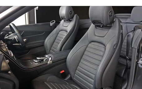 Mercedes-Benz C-Класс, 2019 год, 2 450 000 рублей, 32 фотография