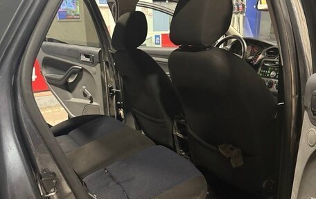 Ford Focus II рестайлинг, 2005 год, 280 000 рублей, 16 фотография