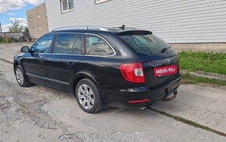 Skoda Superb III рестайлинг, 2011 год, 890 000 рублей, 3 фотография