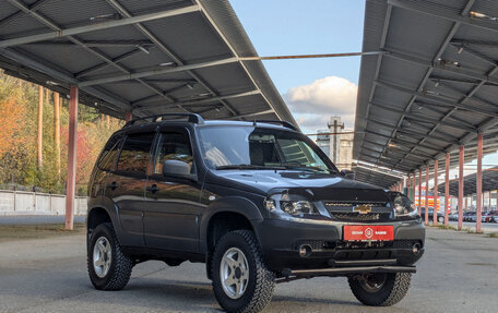 Chevrolet Niva I рестайлинг, 2020 год, 749 500 рублей, 2 фотография