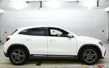 Mercedes-Benz GLA, 2023 год, 2 570 000 рублей, 6 фотография