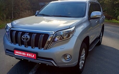 Toyota Land Cruiser Prado 150 рестайлинг 2, 2013 год, 3 200 000 рублей, 1 фотография