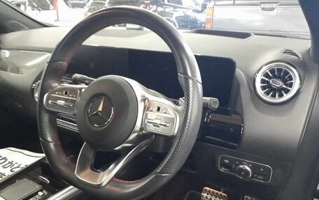 Mercedes-Benz GLA, 2023 год, 2 570 000 рублей, 8 фотография