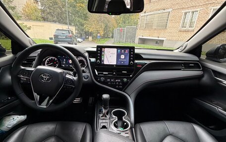 Toyota Camry, 2021 год, 2 680 000 рублей, 10 фотография