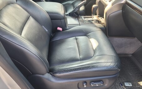 Toyota Land Cruiser 200, 2011 год, 4 150 000 рублей, 15 фотография
