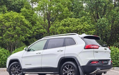 Jeep Cherokee, 2020 год, 2 090 000 рублей, 9 фотография