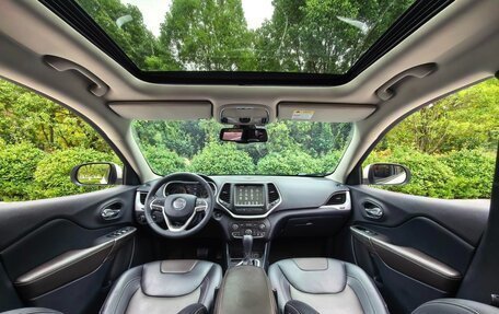 Jeep Cherokee, 2020 год, 2 090 000 рублей, 14 фотография
