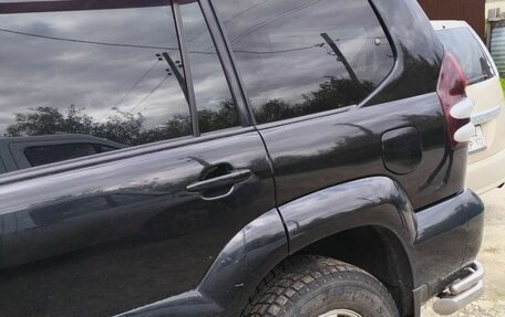 Toyota Land Cruiser Prado 120 рестайлинг, 2008 год, 1 000 000 рублей, 12 фотография