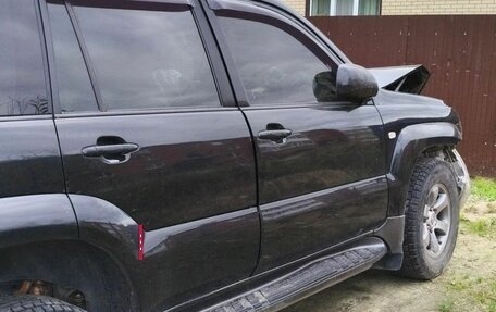 Toyota Land Cruiser Prado 120 рестайлинг, 2008 год, 1 000 000 рублей, 11 фотография
