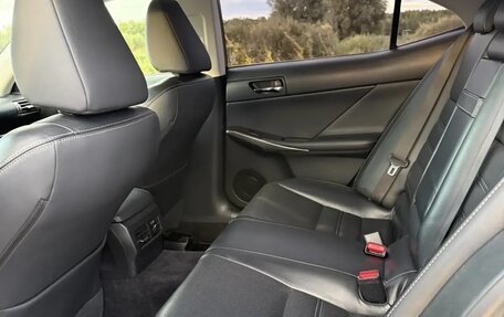 Lexus IS III, 2013 год, 2 250 000 рублей, 13 фотография