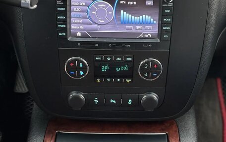 Chevrolet Tahoe III, 2012 год, 1 550 000 рублей, 8 фотография