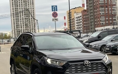 Toyota RAV4, 2021 год, 3 570 000 рублей, 1 фотография