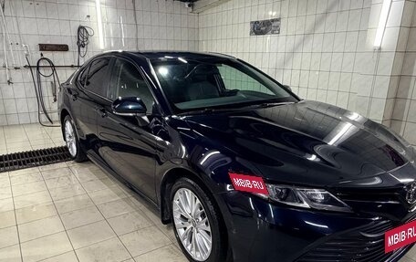 Toyota Camry, 2018 год, 2 875 000 рублей, 5 фотография