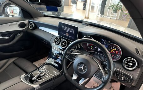 Mercedes-Benz C-Класс, 2018 год, 2 399 999 рублей, 11 фотография
