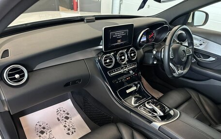 Mercedes-Benz C-Класс, 2018 год, 2 399 999 рублей, 13 фотография