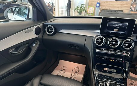 Mercedes-Benz C-Класс, 2018 год, 2 399 999 рублей, 14 фотография