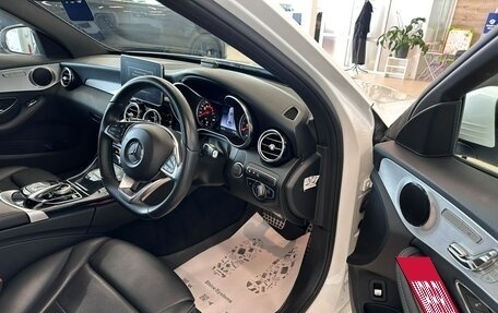 Mercedes-Benz C-Класс, 2018 год, 2 399 999 рублей, 10 фотография