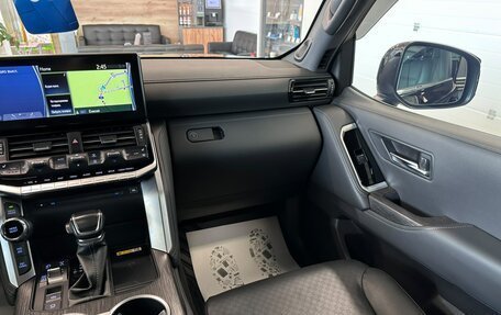 Toyota Land Cruiser, 2021 год, 11 199 900 рублей, 15 фотография