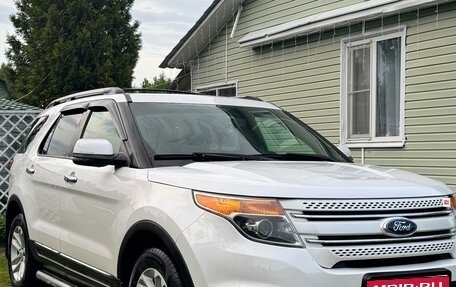 Ford Explorer VI, 2012 год, 2 500 000 рублей, 1 фотография