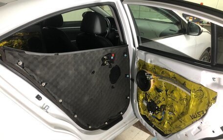 Hyundai Elantra VI рестайлинг, 2019 год, 1 650 000 рублей, 18 фотография