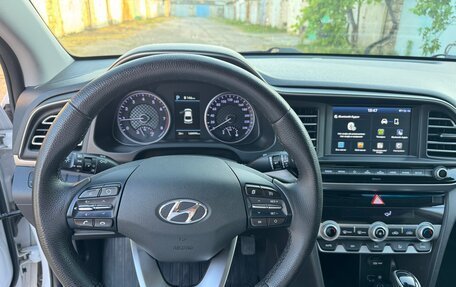 Hyundai Elantra VI рестайлинг, 2019 год, 1 650 000 рублей, 12 фотография