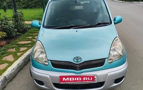 Toyota FunCargo, 2004 год, 570 000 рублей, 2 фотография