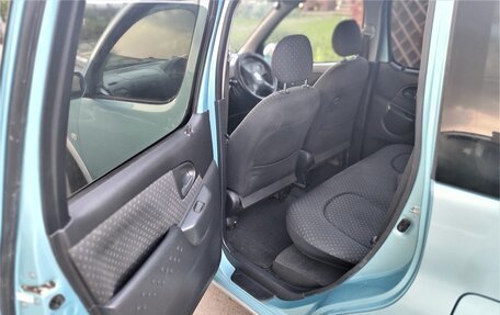 Toyota FunCargo, 2004 год, 570 000 рублей, 6 фотография