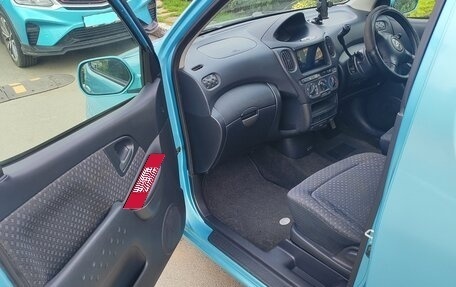Toyota FunCargo, 2004 год, 570 000 рублей, 5 фотография
