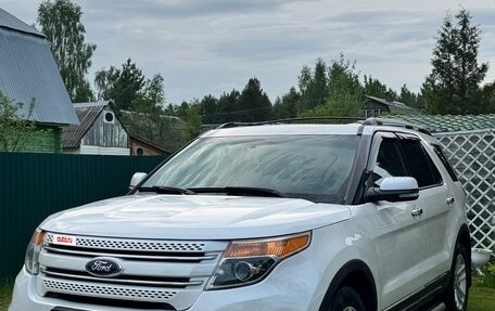 Ford Explorer VI, 2012 год, 2 500 000 рублей, 2 фотография
