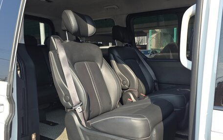 Hyundai Staria, 2025 год, 4 960 000 рублей, 14 фотография