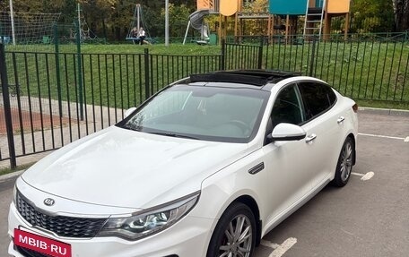 KIA Optima IV, 2018 год, 2 070 000 рублей, 3 фотография