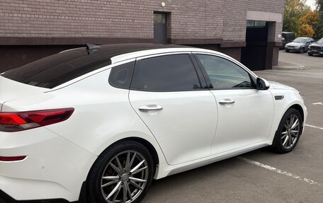 KIA Optima IV, 2018 год, 2 070 000 рублей, 7 фотография