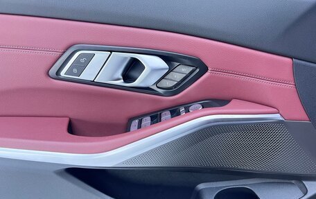 BMW 3 серия, 2023 год, 3 100 000 рублей, 13 фотография