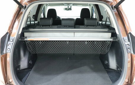Toyota RAV4, 2017 год, 2 080 000 рублей, 10 фотография