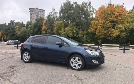 Opel Astra J, 2010 год, 750 000 рублей, 6 фотография