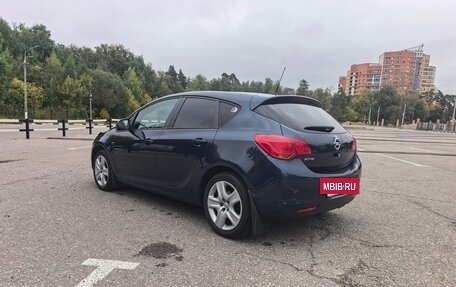 Opel Astra J, 2010 год, 750 000 рублей, 8 фотография