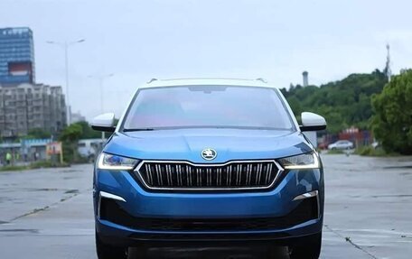 Skoda Kamiq I, 2023 год, 1 907 002 рублей, 2 фотография