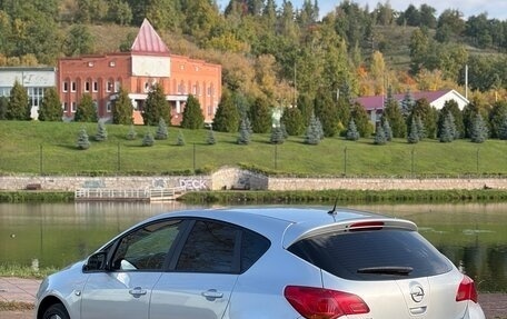 Opel Astra J, 2010 год, 575 000 рублей, 11 фотография