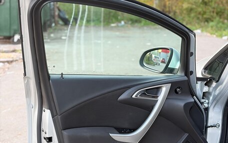 Opel Astra J, 2010 год, 575 000 рублей, 18 фотография